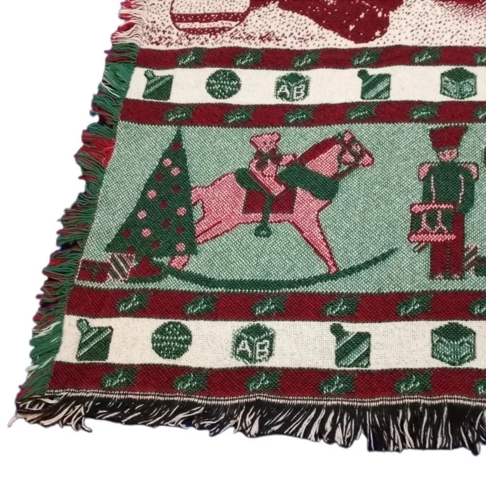 Manual Woodworkers Weavers 1993 Christmas Throw